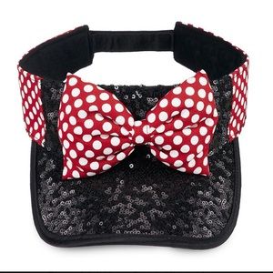 Brand new sequins Minnie visor